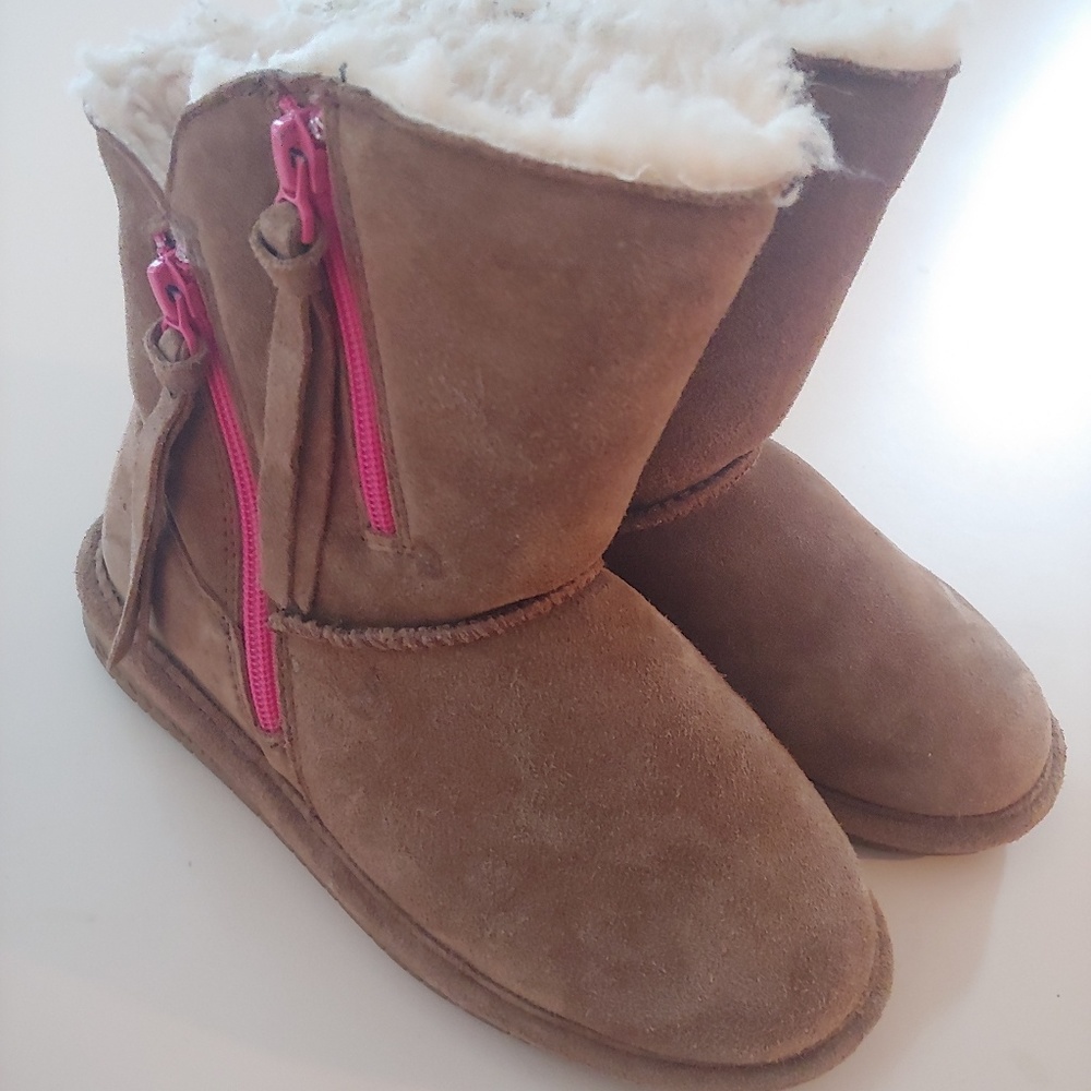 Girls Bearpaw Suede Boots